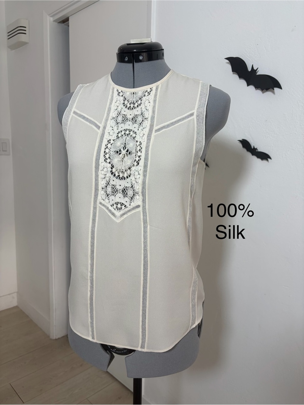 A.L.C. 100% Silk Ivory Lace Panel Sleeveless Blouse Size 2